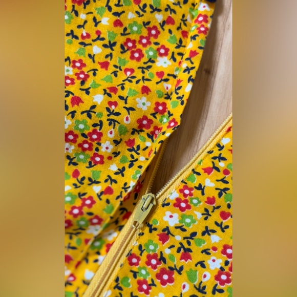 1970’s Vintage Calico Kimono Sleeve Dress by Young Innocent - Picture 14 of 15